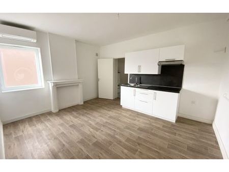 location appartement 2 pièces 47 m² douvrin (62138)