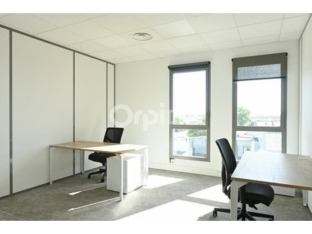 location de bureau de 20 m² à chassieu - 69680