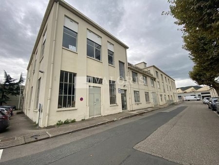 location de bureau de 410 m² à neuville-sur-saône - 69250
