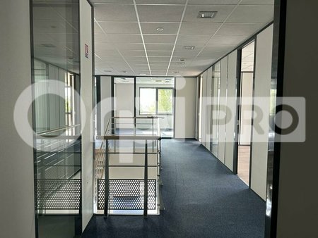location de bureau de 342 m² à villefranche-sur-saône - 69400