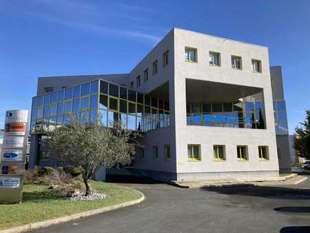 location de bureau de 550 m² à villefranche-sur-saône - 69400