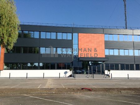 location de bureau de 460 m² à bischheim - 67800