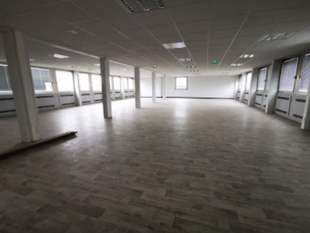 location de bureau de 270 m² à neuville-en-ferrain - 59960