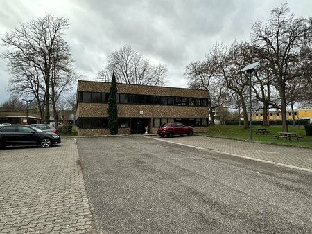 location de bureau de 392 m² à lingolsheim - 67380