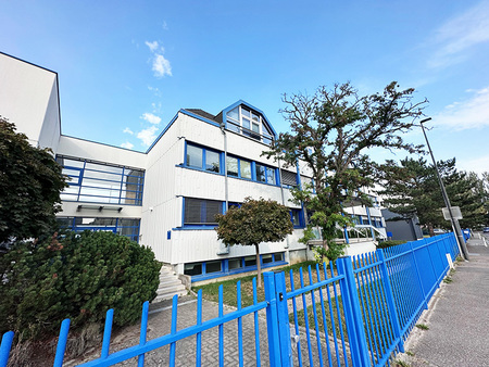 location de bureau de 2 324 m² à strasbourg - 67000