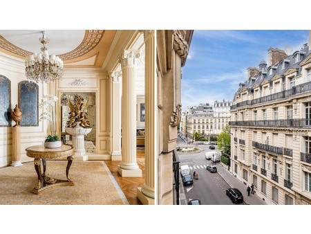paris 8th district a magnificent 4-bed apartment  paris  pa 75008 residence/apartment for 