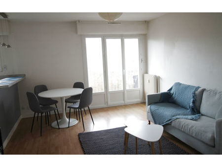 location appartement 2 pièces 43 m² dijon (21000)