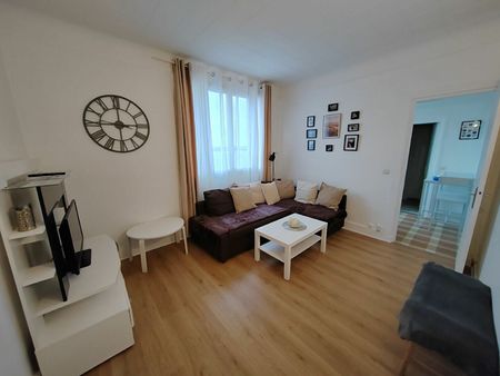 location appartement  35.14 m² t-1 à saint-cyr-l'école  820 €