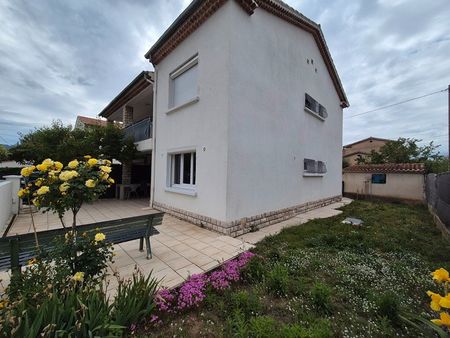 rez de villa ( t1+t3) de 80m² avec jardin et stationnement