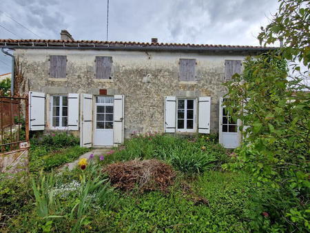vente maison à antezant-la-chapelle (17400) : à vendre / 136m² antezant-la-chapelle