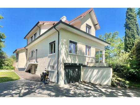 vente maison 245 m² roussillon (38150)