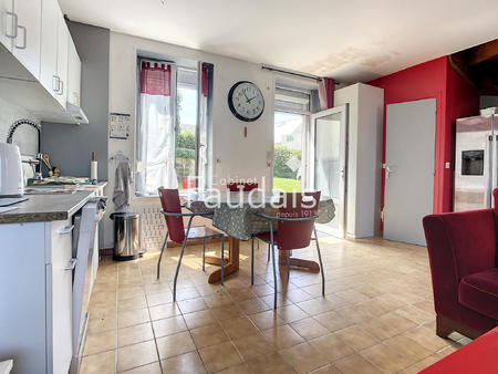 vente maison bord de mer à vierville-sur-mer (14710) : à vendre bord de mer / 70m² viervil