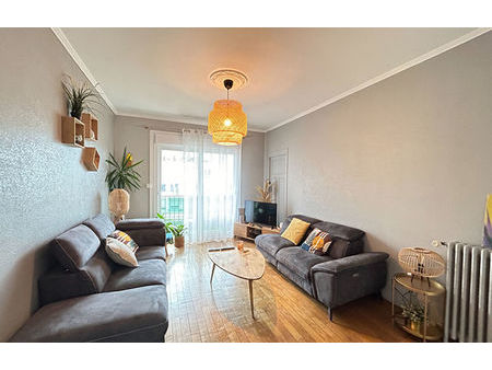 location appartement 4 pièces 92 m² reims (51100)