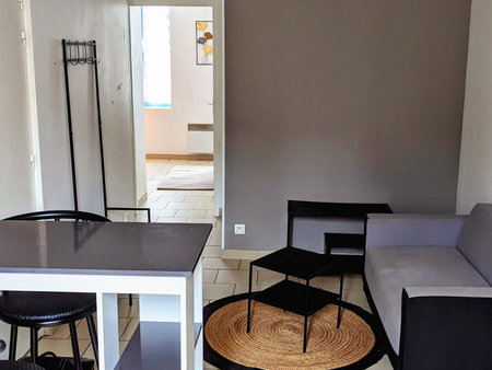 marmande  appartement t2 meublé avec terrasse