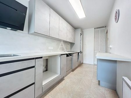 location appartement 3 pièces 65 m²