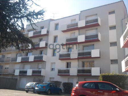 location appartement 2 pièces à montaigu (85600) : à louer 2 pièces / 51m² montaigu