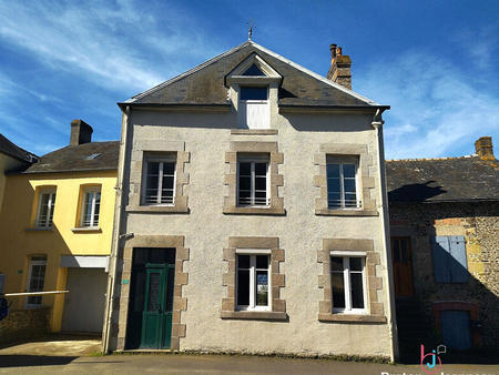 location maison à saint-cyr-en-pail (53140) : à louer / 127m² saint-cyr-en-pail