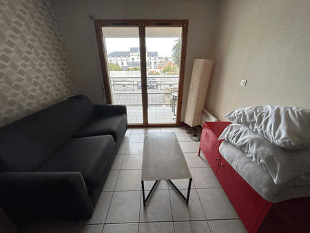 location appartement t1 meublé à la roche-sur-yon (85000) : à louer t1 meublé / 27m² la ro