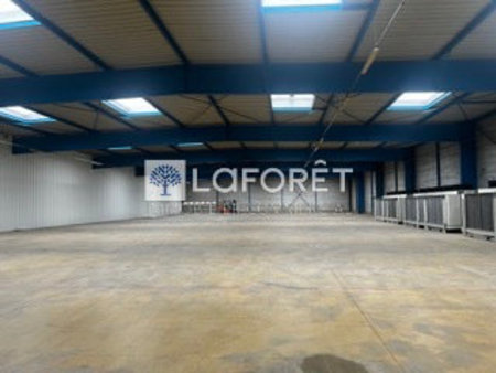 entrepôt / local industriel bressuire 17 341 m²