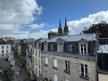 triplex avec terrasse en coeur de centre