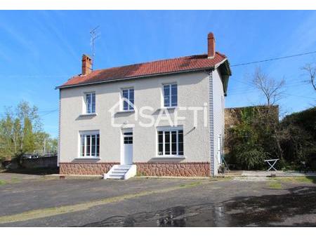 vente maison à fontenay-le-comte (85200) : à vendre / 108m² fontenay-le-comte