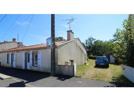 vente maison à saint-georges-de-pointindoux (85150) : à vendre / 100m² saint-georges-de-po