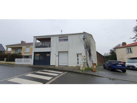 vente immeuble à la garnache (85710) : à vendre / 160m² la garnache