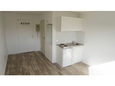 appartement champs-sur-marne 17.48 m² t-1 à vendre  115 000 €