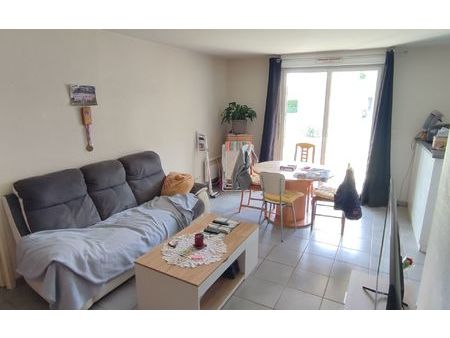 appartement vic-en-bigorre 64.73 m² t-3 à vendre  93 900 €