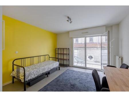 location appartement t1 meublé à nantes centre ville (44000) : à louer t1 meublé / 35m² na