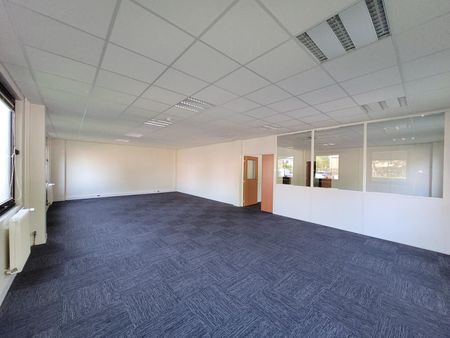 bureau 440 m²