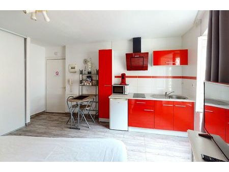 location appartement  m² t-0 à rodez  380 €