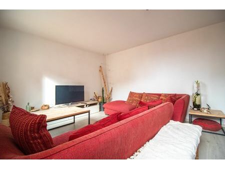 location appartement  m² t-3 à toulouse  1 093 €