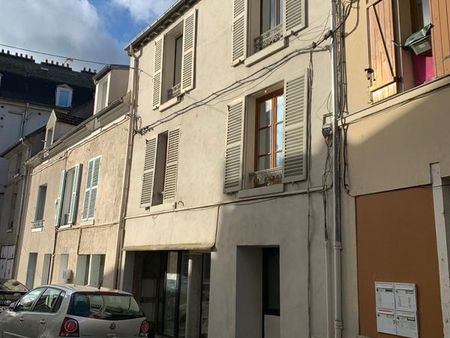 local 180 m² meulan-en-yvelines