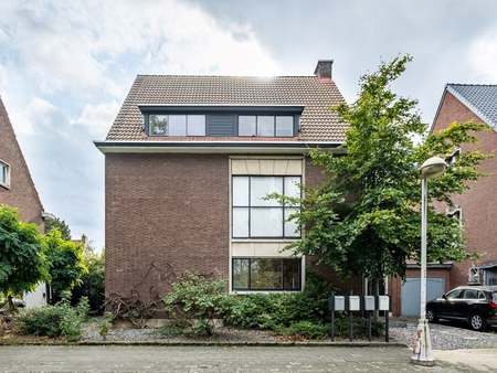 appartement à louer à antwerpen € 895 (kpcwj) - walls vastgoedmakelaars - linkeroever & wa