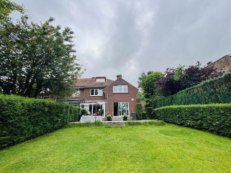 maison à louer à wezembeek-oppem € 2.850 (kpeag) - latour & petit bxl location | zimmo