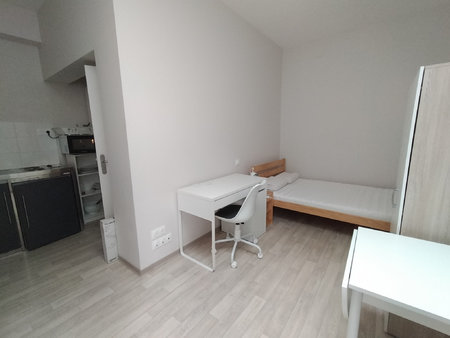 studio meublé 18 m2 - résidence de caractère - bordeaux / st