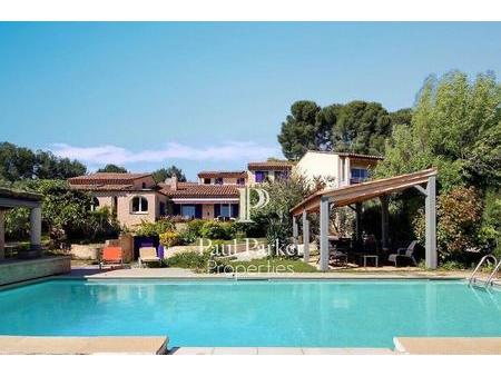 vente maison piscine à la fare-les-oliviers (13580) : à vendre piscine / 235m² la fare-les