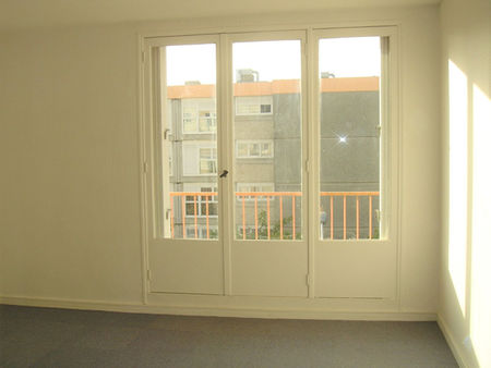 a louer - appartement rennes 3 pièces 64.93 m²