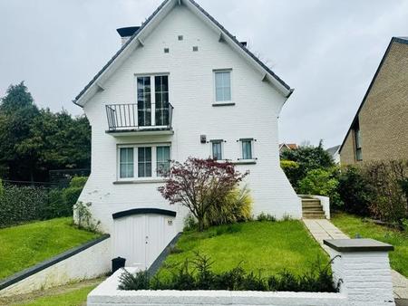 stockel- belle villa de 130 m²- 3 ch-sdb-jardin-garage