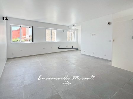 dpt var (83)  à vendre bagnols en foret appartement t2 de 43 m²