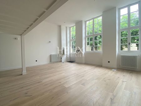 vente maison 5 pièces 205 m²