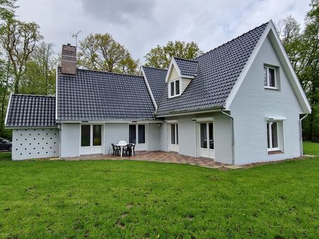 maison individuelle de 180 m²  louée 1200 euros/mois