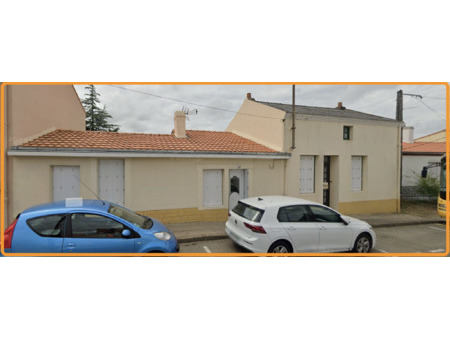 vente maison à port-saint-père (44710) : à vendre / 107m² port-saint-père