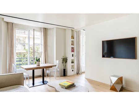 exclusivit - neuilly-sur-seine - a renovated 2-room apartment  neuilly sur seine  il 92200