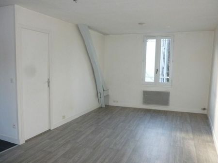 location appartement  m² t-1 à nemours  600 €