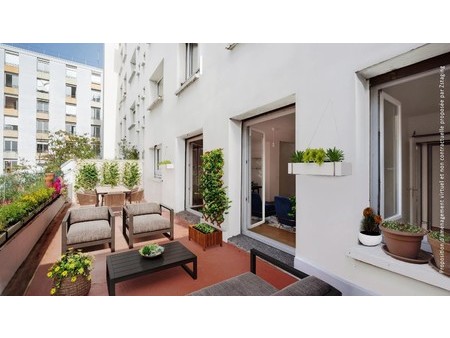 paris 11th district an ideal pied a terre with a terrace  paris  pa 75011 residence/apartm