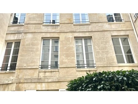 paris 3rd district a 67 sqm apartment to revamp  paris  pa 75003 residence/apartment for s