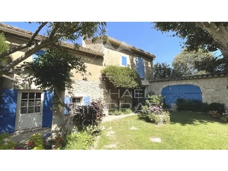provencal house    13210 villa/townhouse for sale