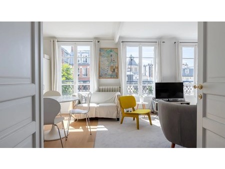 paris 16th district a delightful pied a terre  paris  pa 75016 residence/apartment for sal